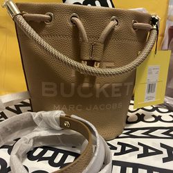 The Bucket Leather Marc Jacobs 