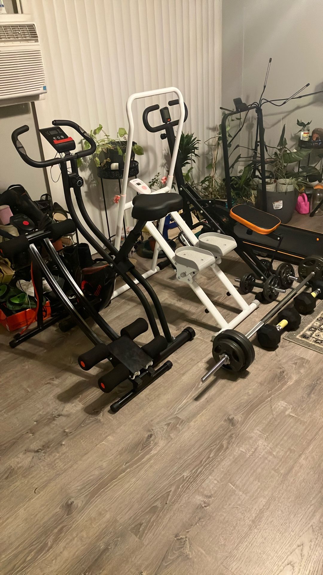Full Gym Set 5 Machines And 2 Weight Sets