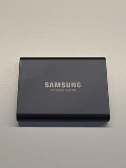 Samsung T5 2TB Portable SSD