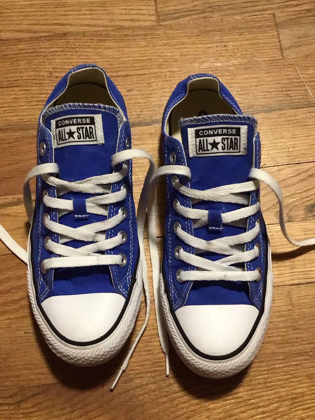 CONVERSE BLUE LOW TOP MENS SIZE 6 WOMENS SIZE 8 EXECELLET CONDITION