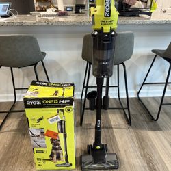 RYOBI STICK VACUUM (TOOL ONLY)