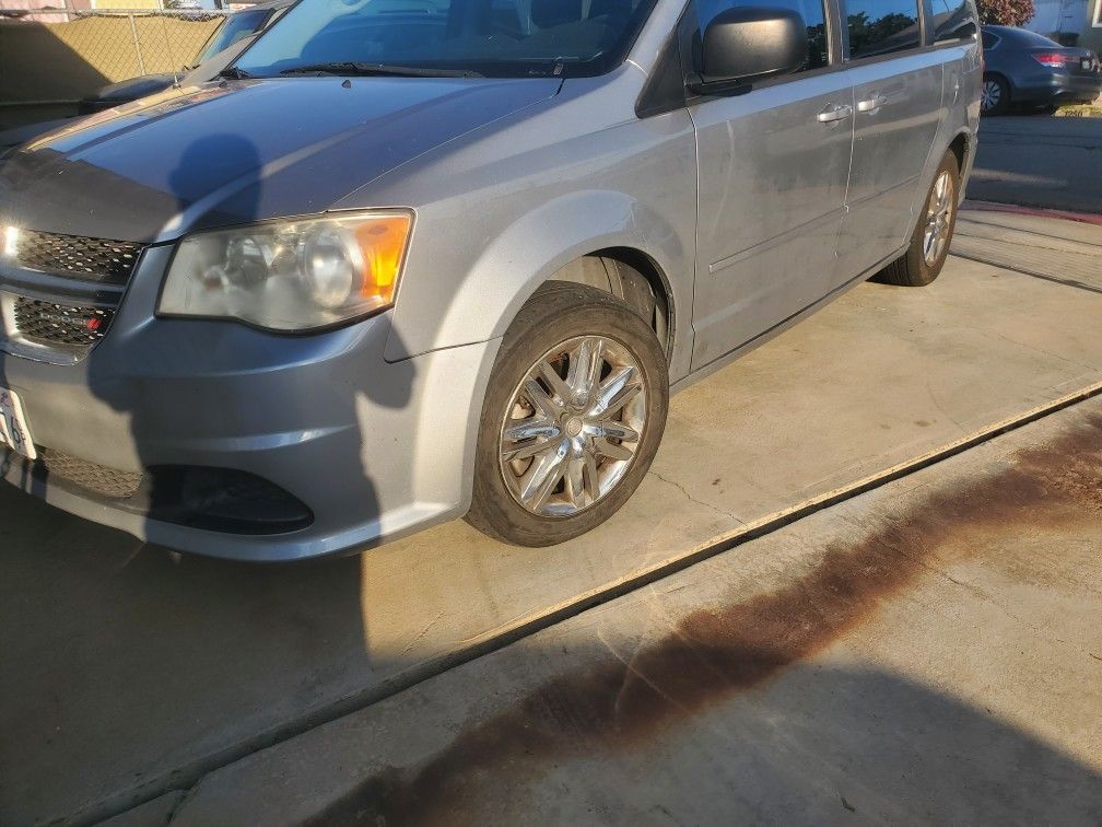 2014 Dodge Grand Caravan