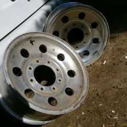I have 3 Ford rims f250 30 each