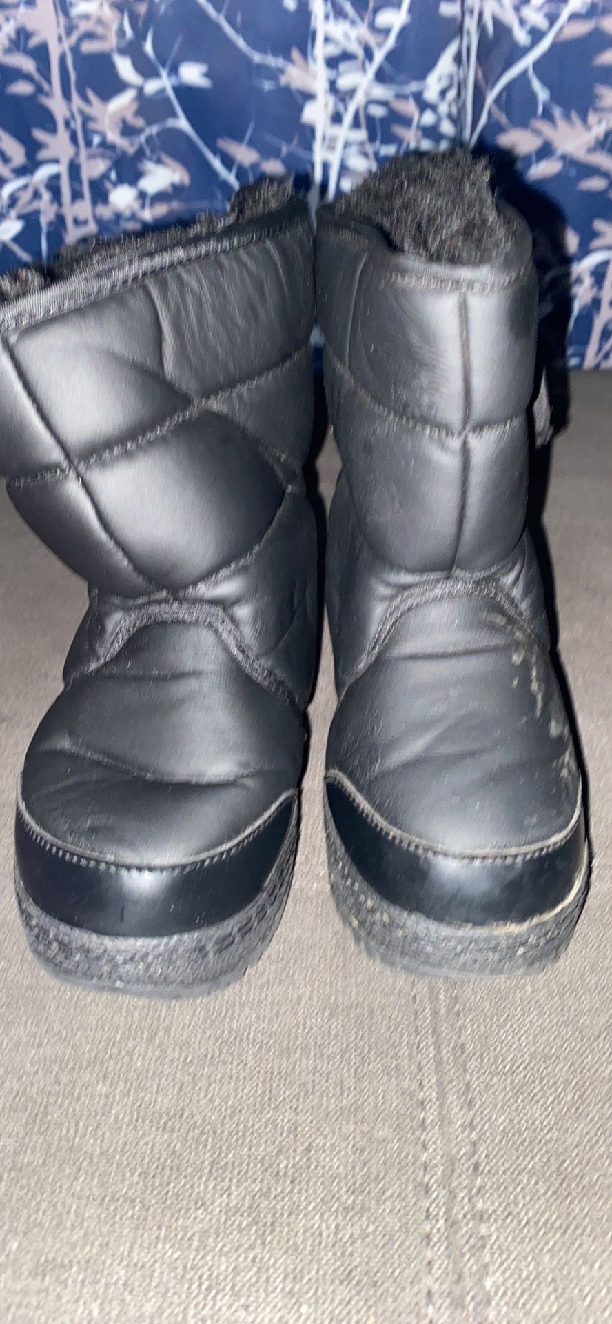 Snow Boots