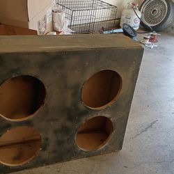 SPEAKER BOX NEEDS RESEAL 