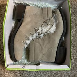Women’s Boots