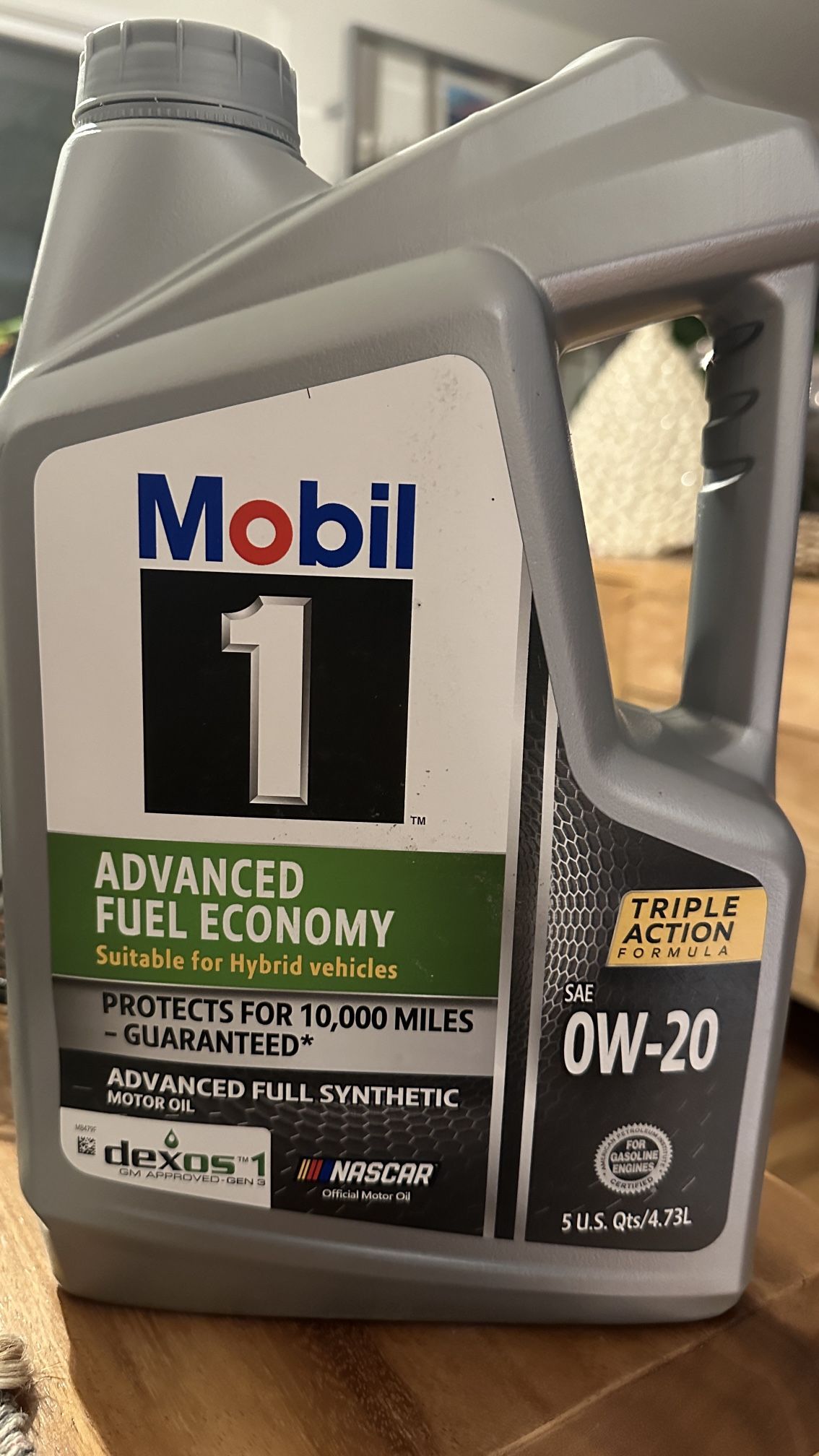 Mobil 1 Advanced Full Synthetic 0W-20 Motor Oil 