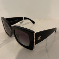 Sunglasses for Sale in Seattle, WA - OfferUp