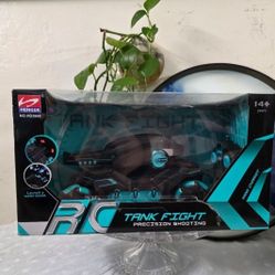 Multiplayer competition Rc car 2.4G Can fire bullets RC tank  remote control.