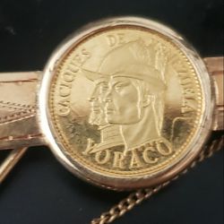 Venezuela Gold Coin Yoraco Chiefton 18KT.

VINTAGE TIE CLIP