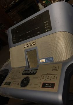 Horizon t901 premier treadmill . Blue used for Sale in ROWLAND