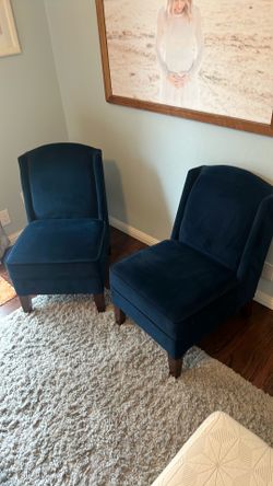 Blue Velvet Accent chairs, set