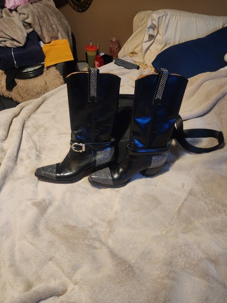 Donald J. Pliner Cowboy Boots Size 9