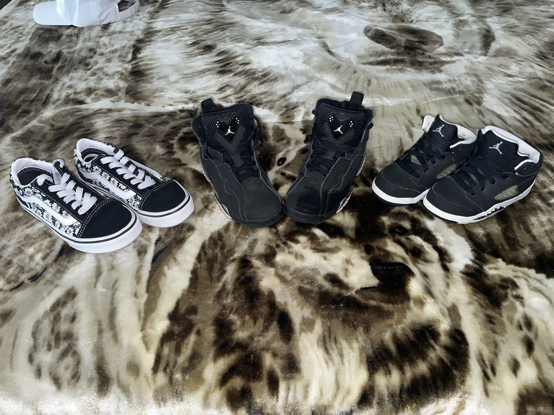 Kids Jordan’s And Vans
