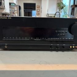 Harmon Kardon Model AVR 85 Audio Video Receiver