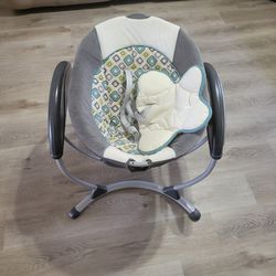 Graco Baby Rocker / Infant Seat – Works Great w/ Vibration