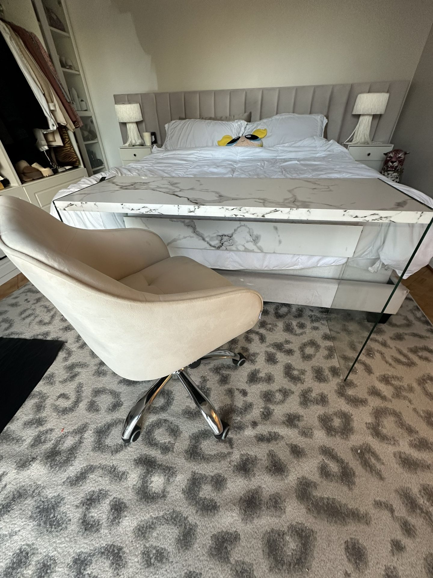 Desk And Chair Combo Like New