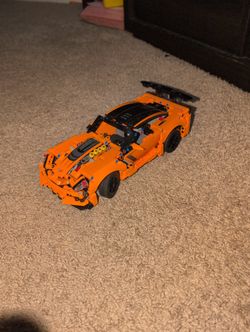 LEGO Technic Chevrolet Corvette ZR1