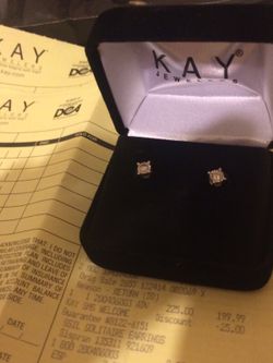 Kay jewelers solitary diamond earring