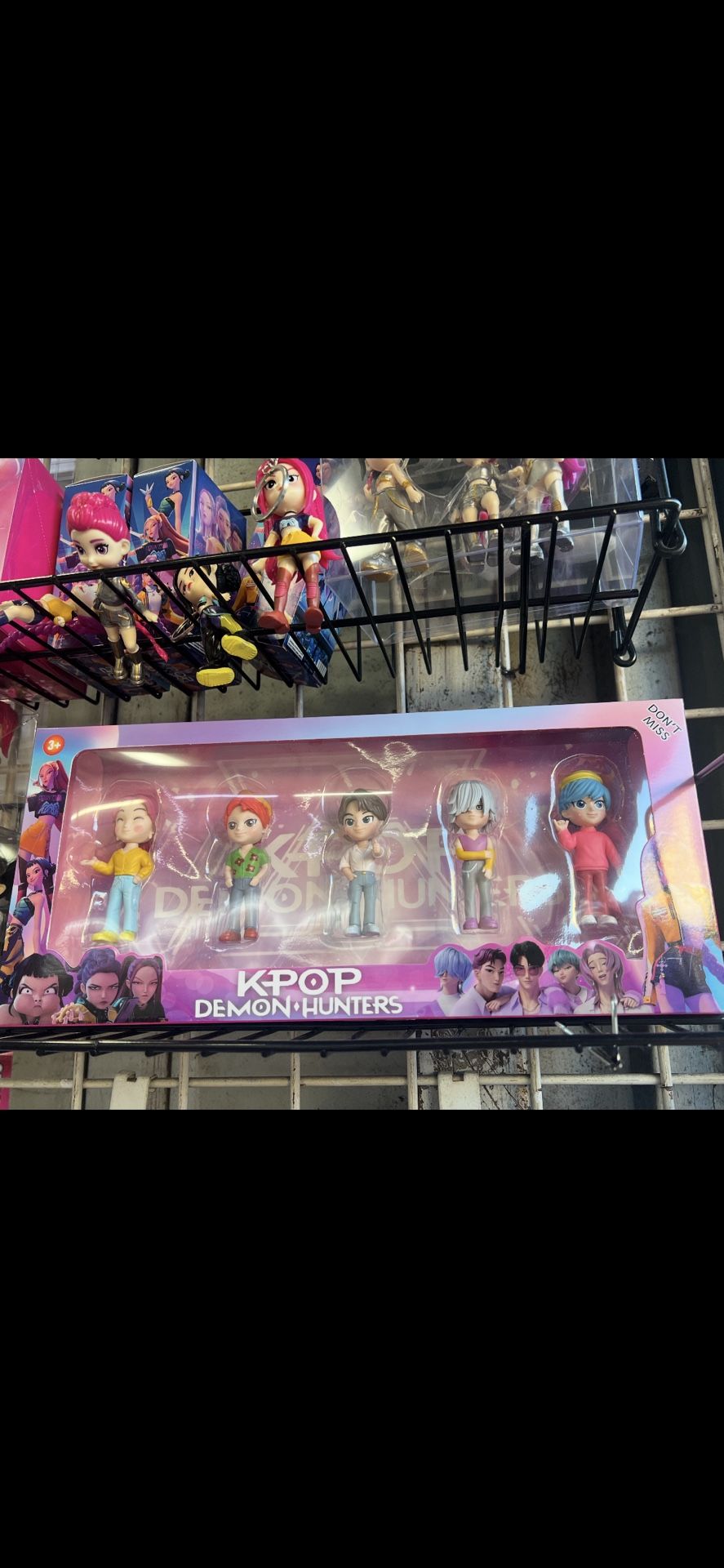 K-pop Demon Hunter boys five piece set