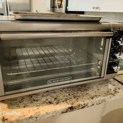 BLACK DECKER OVEN 