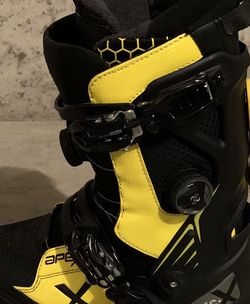 APEX Ski Boots