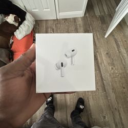Apple AirPods Pro’s gen 2’s with MagSafe case and (type-c) charger 