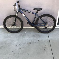 DIAMOND BACK MOUNTAIN BIKE