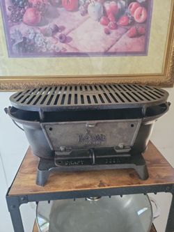 1896 LODGE  cast iron very heavy