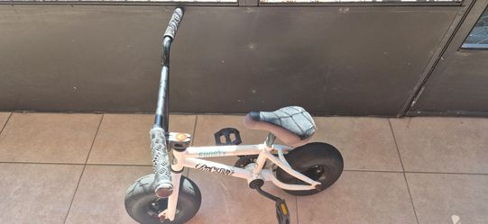 Rocker BMX