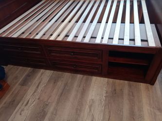 Full size bed with mattress