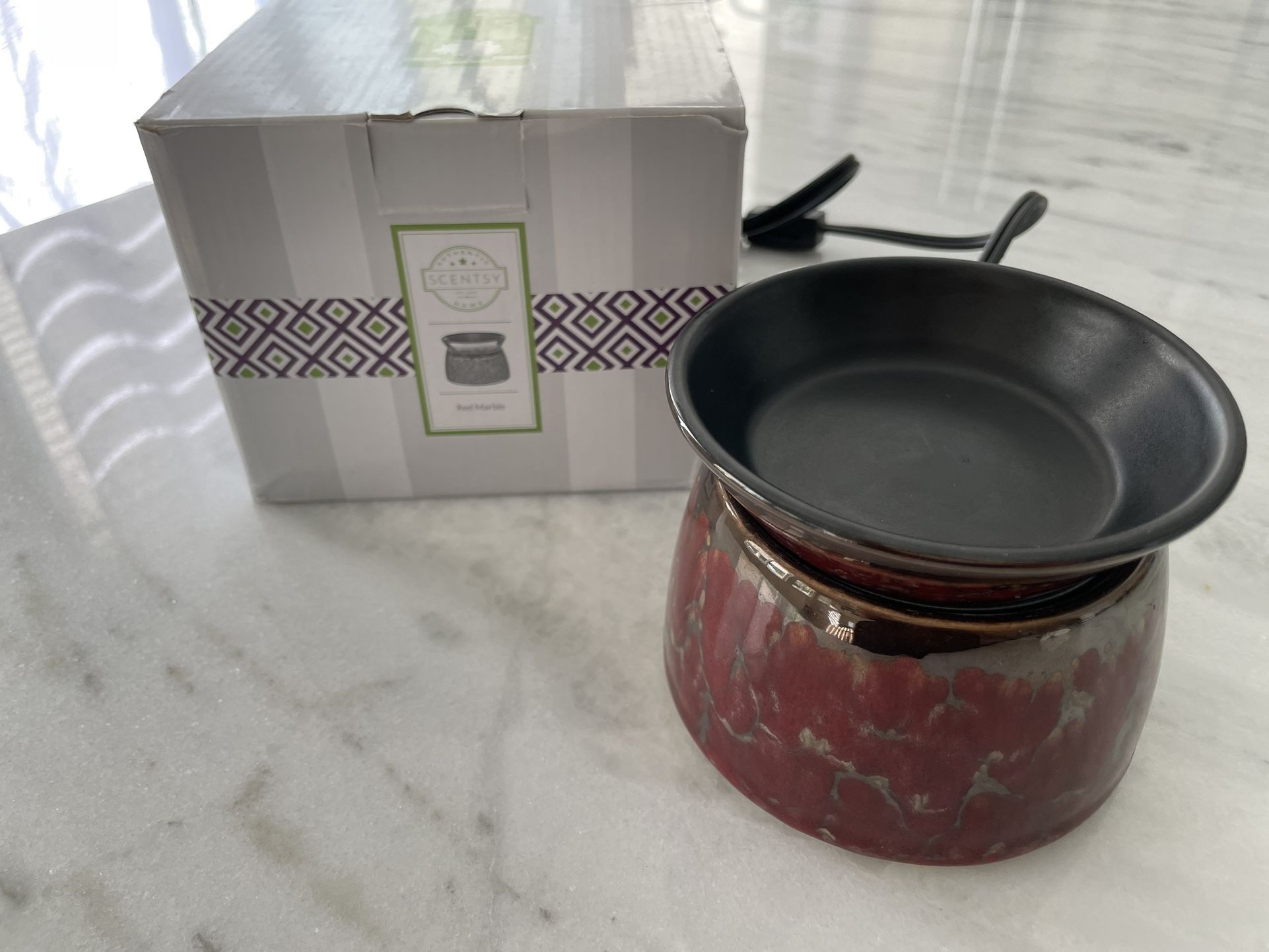 Scentsy Red Marble Warmer - Like New