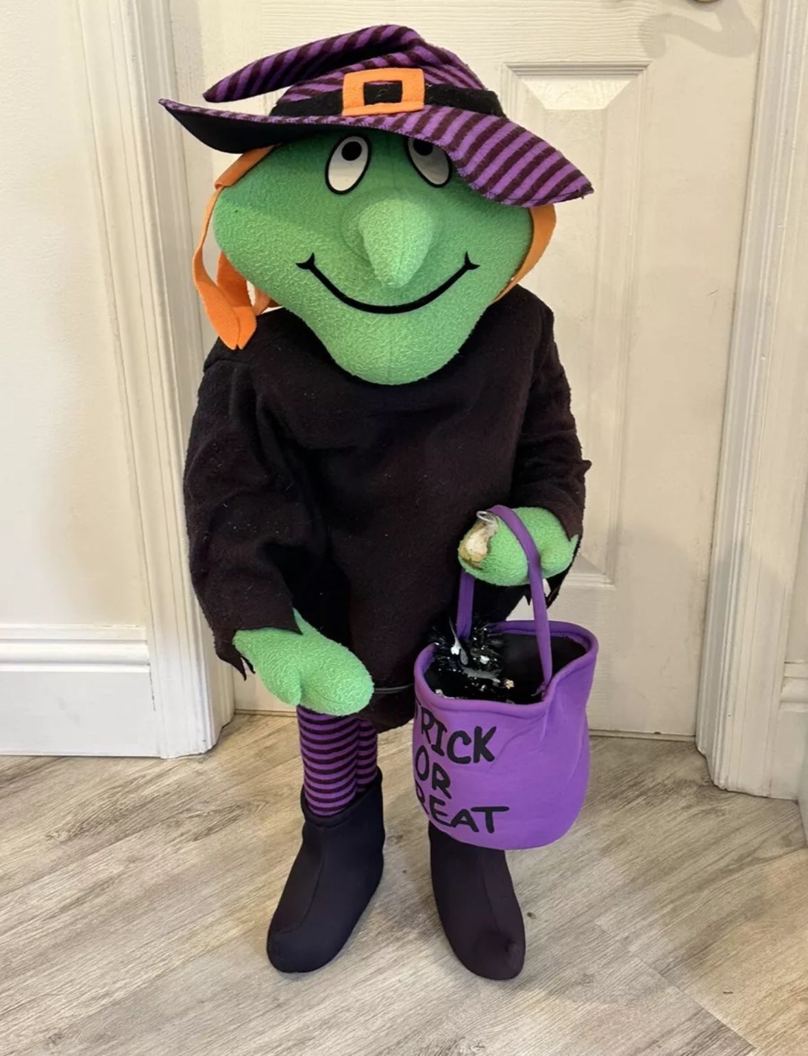 36" Halloween Witch Porch Kids Door Greeter Holiday Floor Prop Deco Damaged Hand