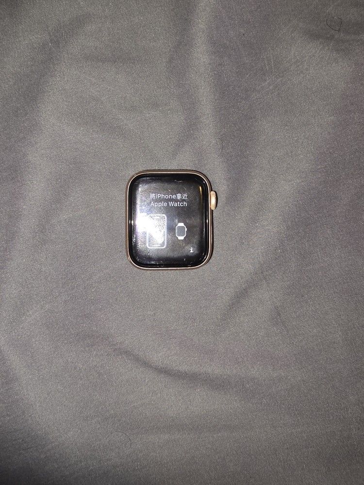 Apple Watch Series 4 40mm Rose Gold