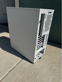 Corsair iCUE 220T RGB Airflow Tempered Glass Mid-Tower Smart Case, White