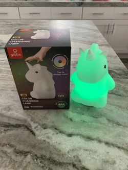 Globe color changing lamp - unicorn (Tik-Tok) Rylie