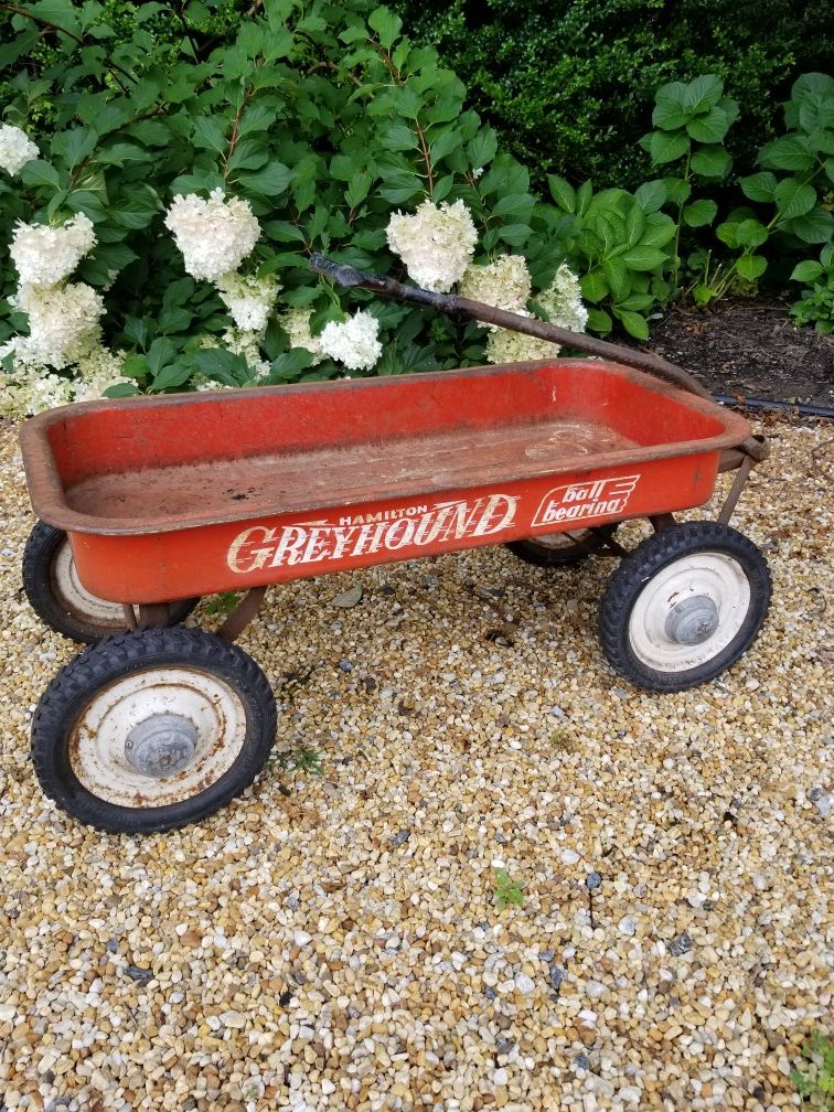 Vintage Greyhound Wagon