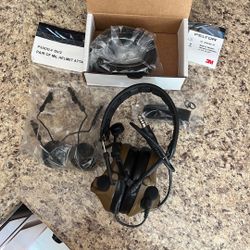 PELTOR ComTac VI NIB Headset