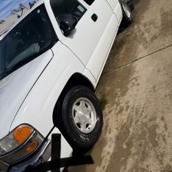 05 GMC SIERRA HYBRID PARTING OUT ONLY - Solo Se Venden Partes 