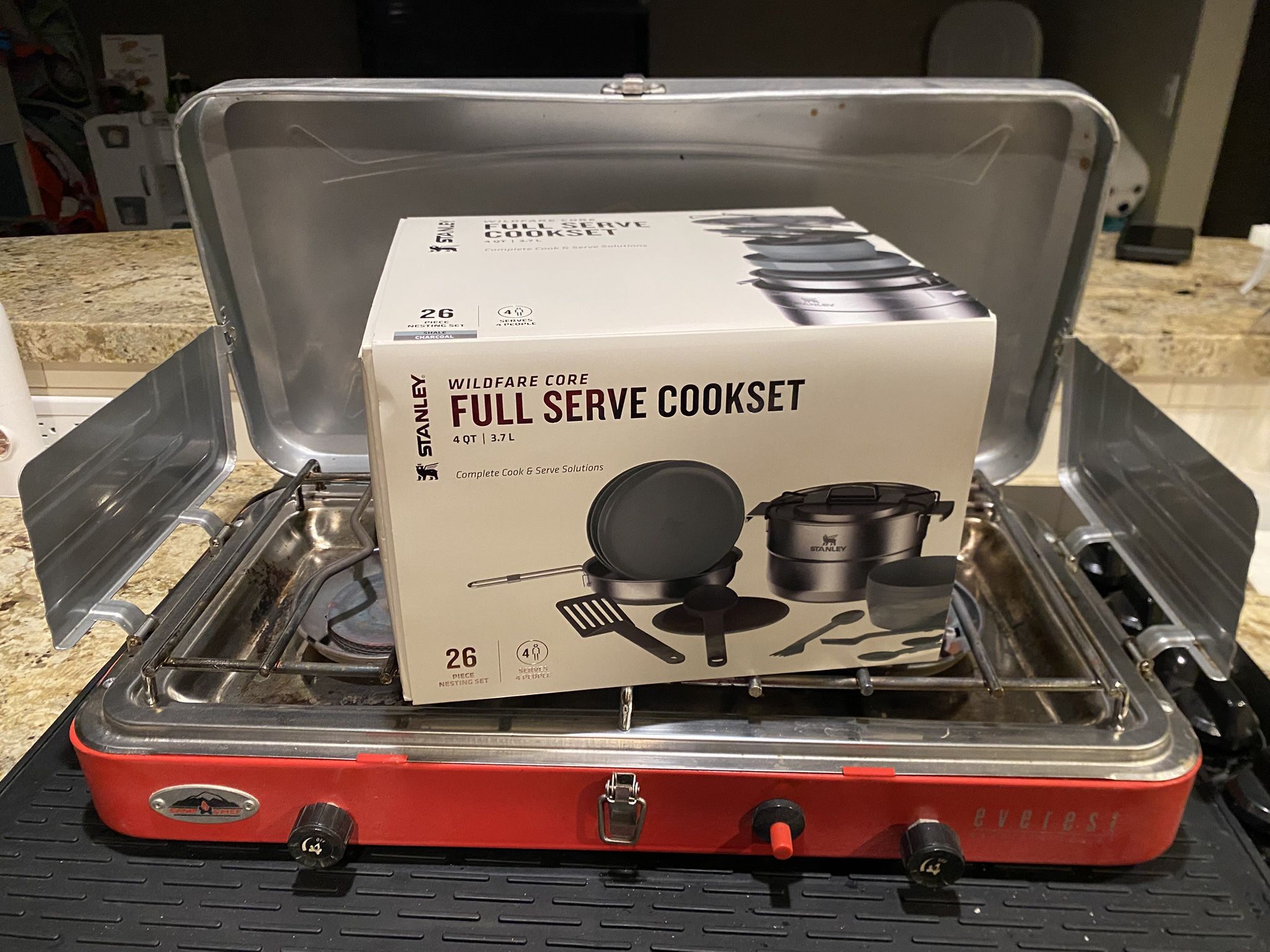 Camp Chef Everest and New unused Stanley Wildfare Core Full Service Cookset 24 piece