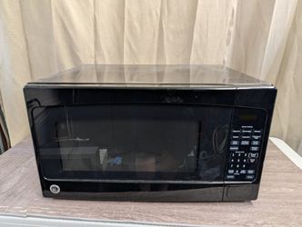 Microwave by GE