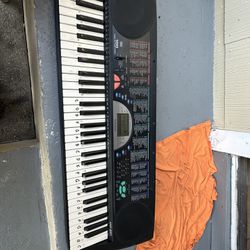 Radio Shack Electric Keyboard 