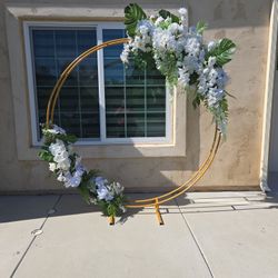 Wedding Arch  And Pillars