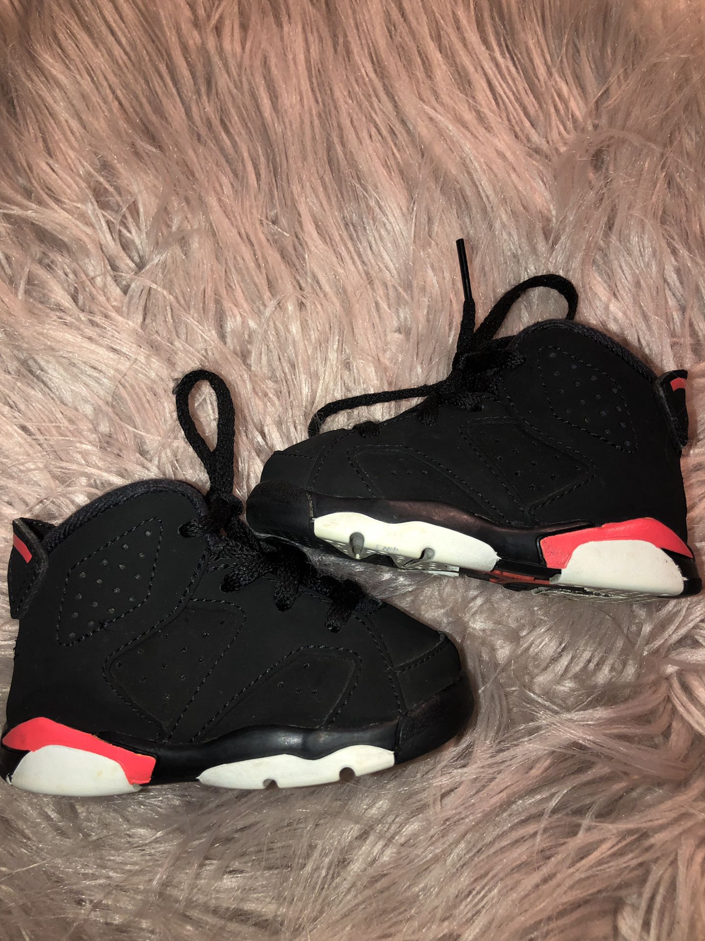 Size 4c Jordan’s