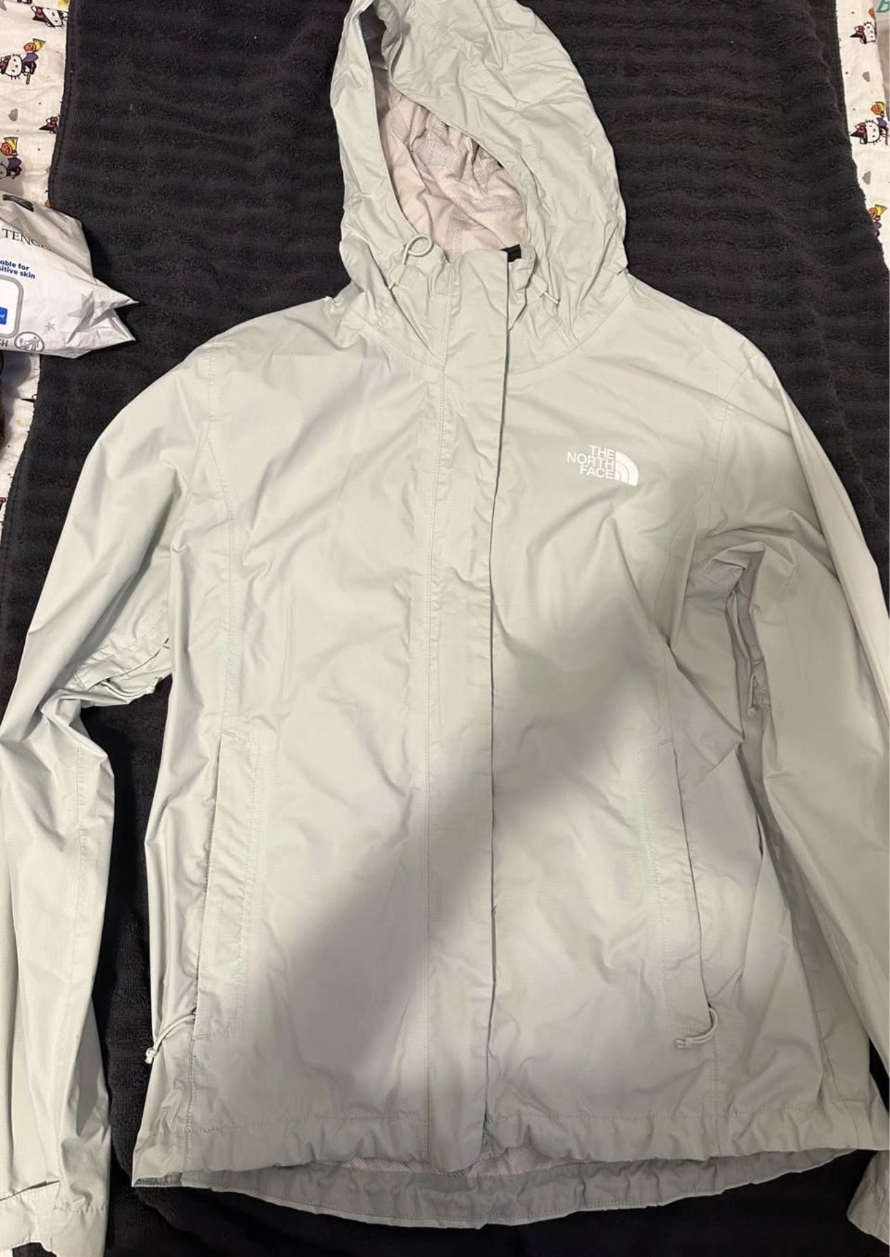 North Face Women’s Rain Jacket — Size M