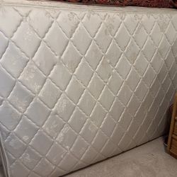 King size mattress 