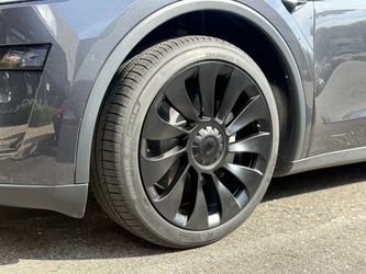 FREE DELIVERY 20” Tesla Style Uberturbine MODEL Y rims Black W/ Hankook EVo ION 255/40/20 99%