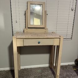 Makeup vanity 