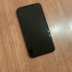 iPhone 11 Unlocked ( Scratched) 64gb Black Color