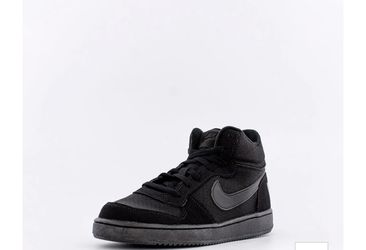 Boys Nike Court Borough Mid